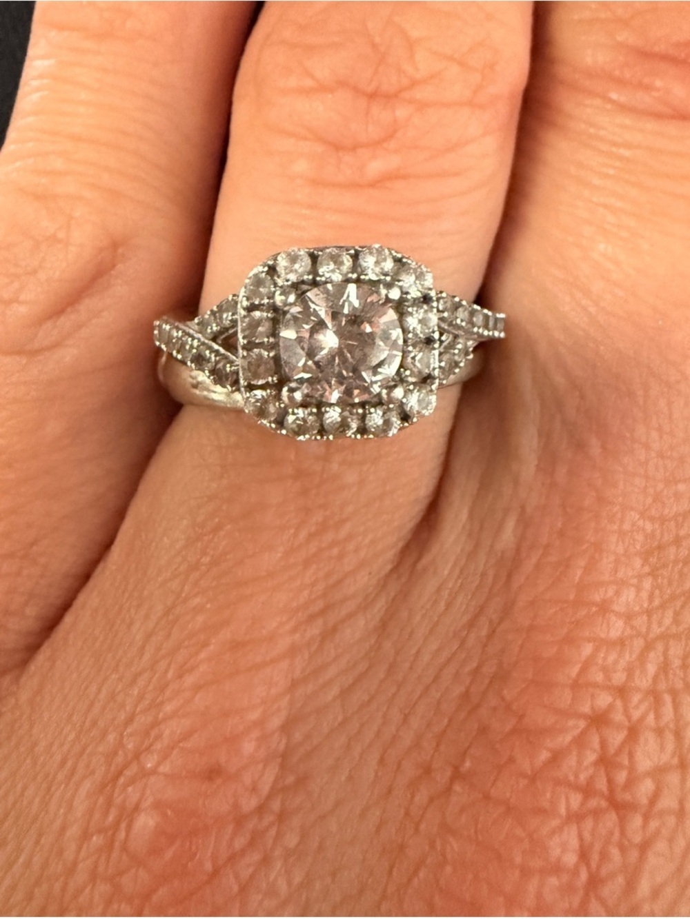 2 CTW Natural Diamond Ring Sz7